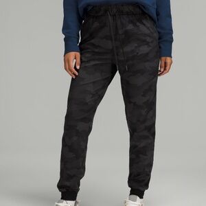 Lululemon Stretch High-Rise Jogger Full Length